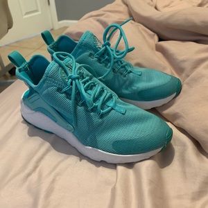 Hurarches *nike shoes*